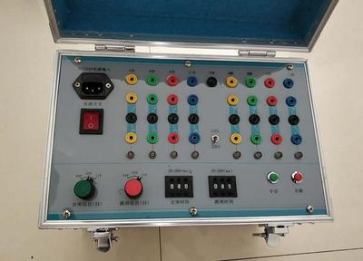 雙跳圈斷路器模擬裝置在電氣信號設(shè)備制造中的應(yīng)用